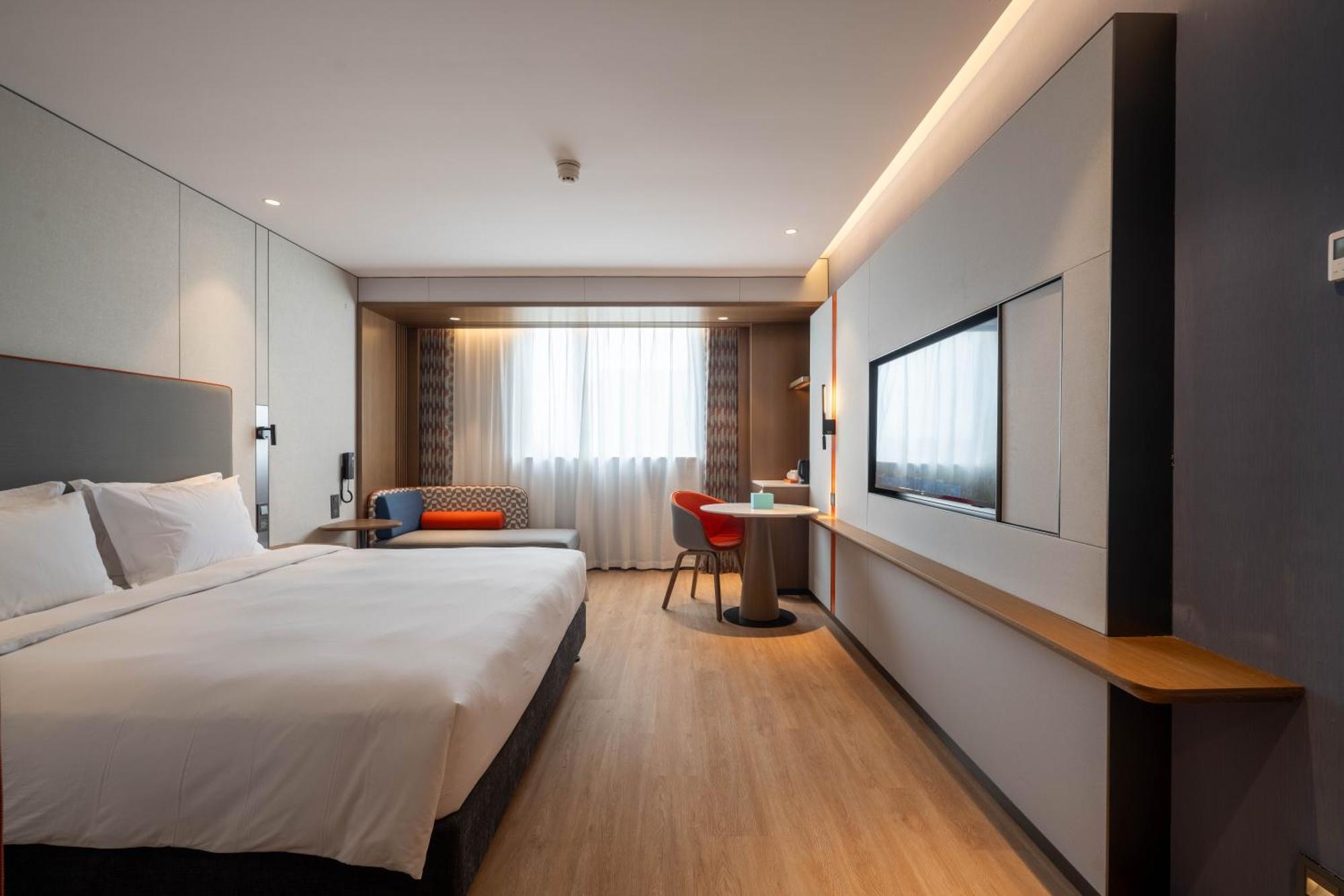 Holiday Inn Express Shanghai Pujiang Lianhang Road By Ihg Экстерьер фото